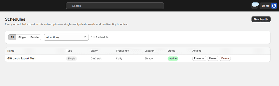 Ecomsolo schedules screen showing an active daily gift-card export and run, pause and delete controls